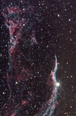 NGC6960 et triangle de Pickering_TOA130_F754mm_ASI2600MC à -10°C_135x2mn_4h30_10-10-2023_red1200.jpg
