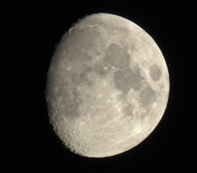 2020-07-30 Lune r01.jpg